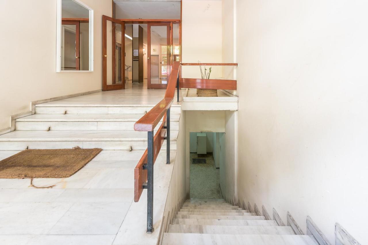 Apartment At Megaro Mousikis St Semi Basement 1Bed 2 Pers Атина Екстериор снимка